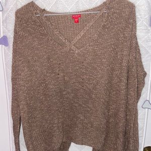 GUESS sweater